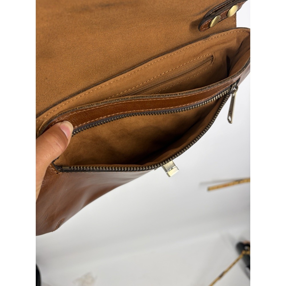 Patricia Nash Caprina Crossbody Clutch Bag Cognac Distressed Leather Boho - Picture 8 of 13